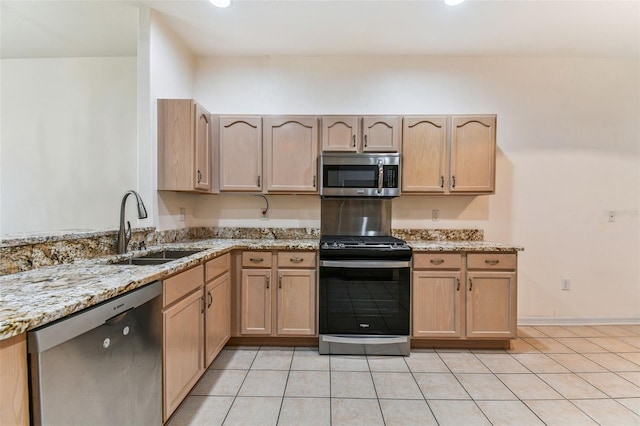 31414 Shaker Cir, Wesley Chapel, FL 33543 - photo 35