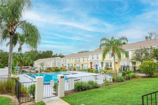 13548 Embassy Park Ct Unit 26, Dade City, FL 33525 - photo 2