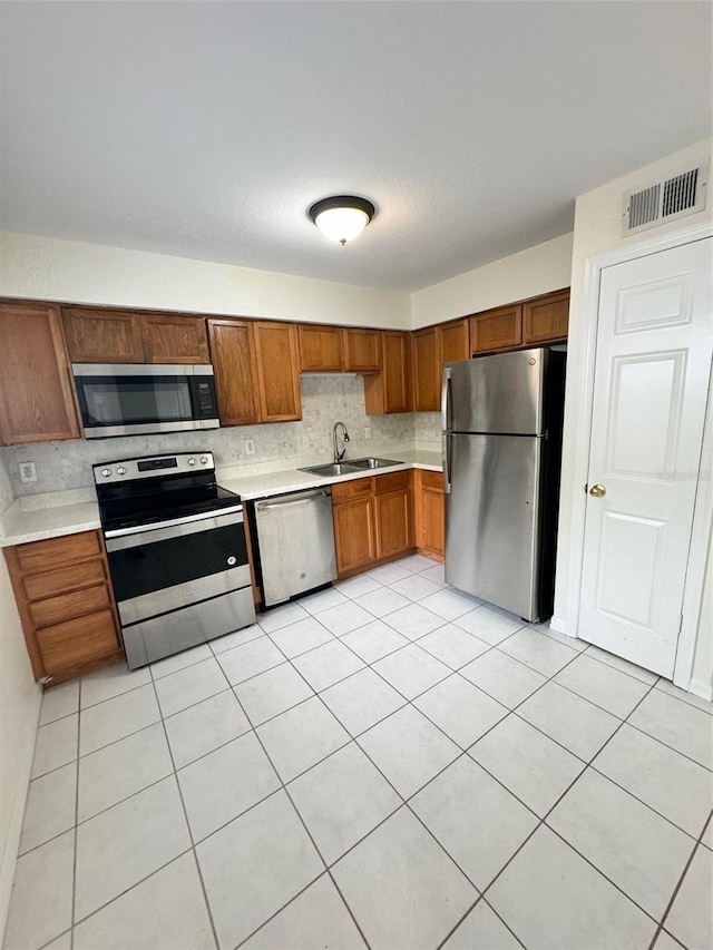 13548 Embassy Park Ct Unit 26, Dade City, FL 33525 - photo 7