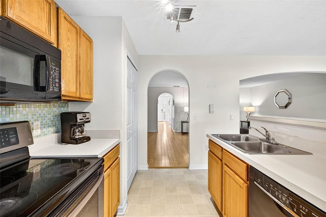 4656 Ashburn Square Dr, Tampa, FL 33610 - photo 15