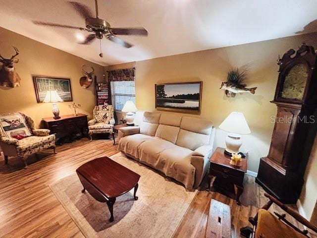 38648 Ferm Cir, Zephyrhills, FL 33540 - photo 5