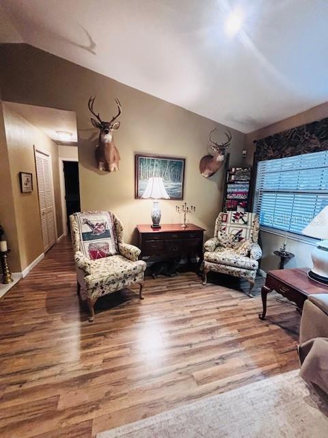 38648 Ferm Cir, Zephyrhills, FL 33540 - photo 9