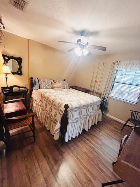 38648 Ferm Cir, Zephyrhills, FL 33540 - photo 32