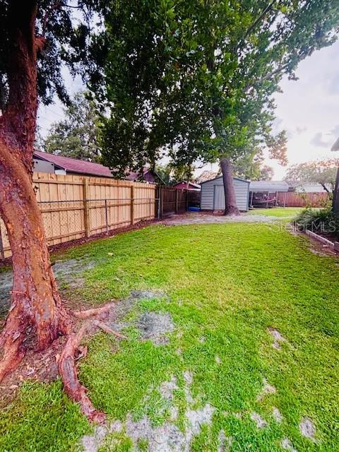 38648 Ferm Cir, Zephyrhills, FL 33540 - photo 44