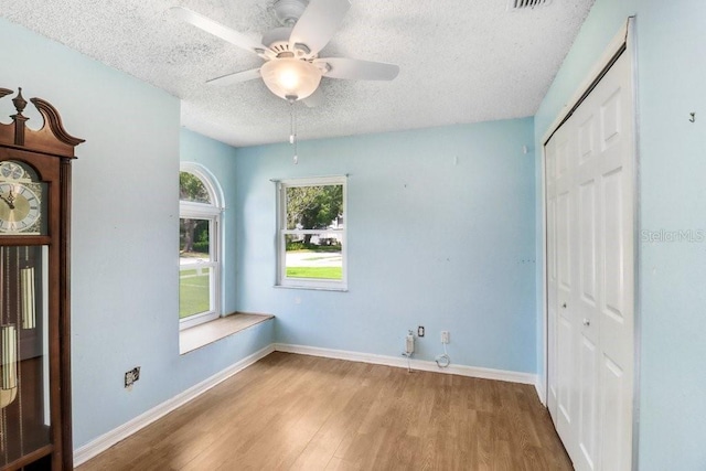 1271 Dockside Dr, Lutz, FL 33559 - photo 5