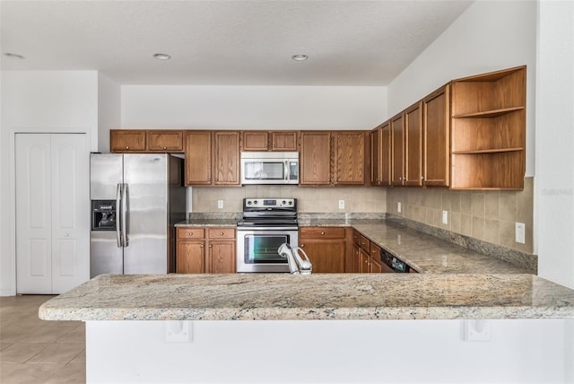 11446 Cambray Creek Loop, Riverview, FL 33579 - photo 9