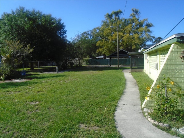 3011 E Ellicott St, Tampa, FL 33610 - photo 2
