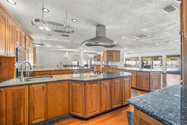 291 2nd St W, Tierra Verde, FL 33715 - photo 9