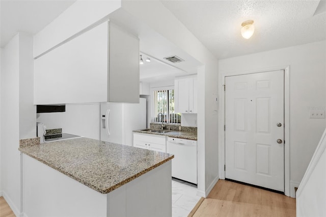 3920 Cedar Limb Ct, Tampa, FL 33614 - photo 6