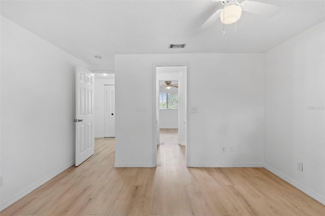 3920 Cedar Limb Ct, Tampa, FL 33614 - photo 37