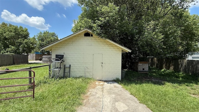 5527 9th St, Zephyrhills, FL 33542 - photo 21