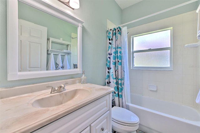 15541 Martinmeadow Dr, Lithia, FL 33547 - photo 14