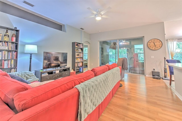 15541 Martinmeadow Dr, Lithia, FL 33547 - photo 25