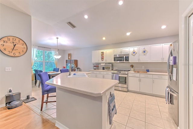 15541 Martinmeadow Dr, Lithia, FL 33547 - photo 29