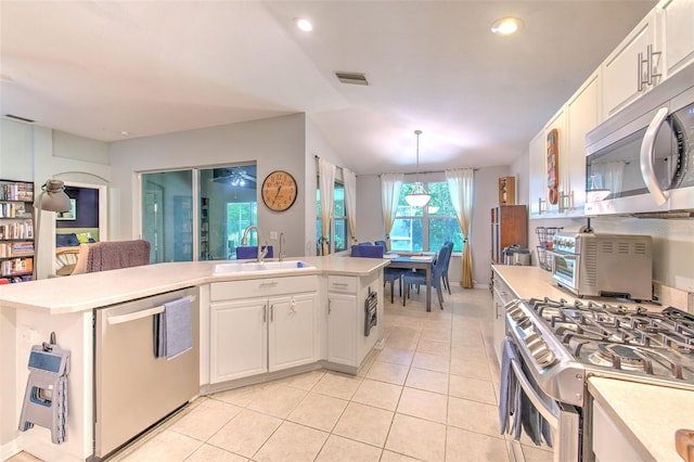 15541 Martinmeadow Dr, Lithia, FL 33547 - photo 30