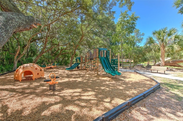 15541 Martinmeadow Dr, Lithia, FL 33547 - photo 65
