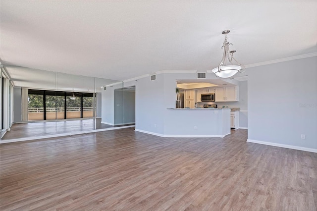 5950 Pelican Bay Plz S Unit 202, Gulfport, FL 33707 - photo 13