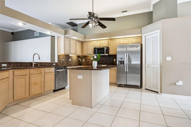 10020 Cypress Shadow Ave, Tampa, FL 33647 - photo 9