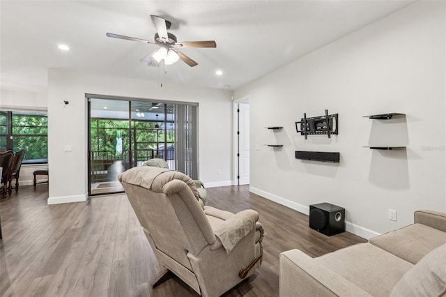 1112 E Boyer St, Tarpon Springs, FL 34689 - photo 7