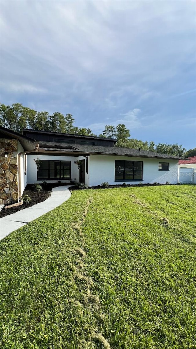 4545 Debbie Ln, Lutz, FL 33559 - photo 7