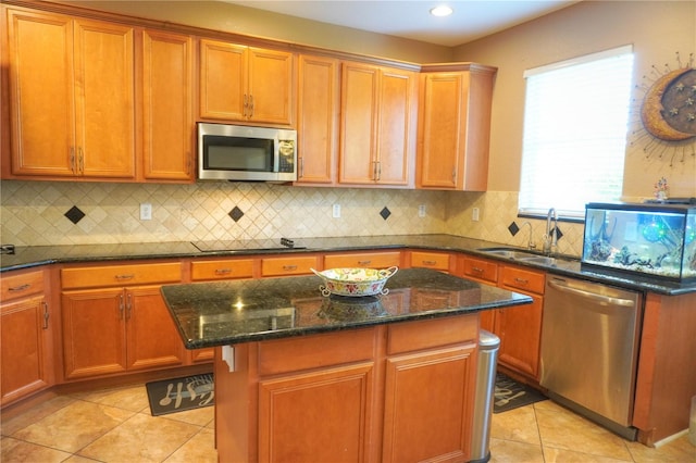 27339 Silver Thatch Dr, Wesley Chapel, FL 33544 - photo 7
