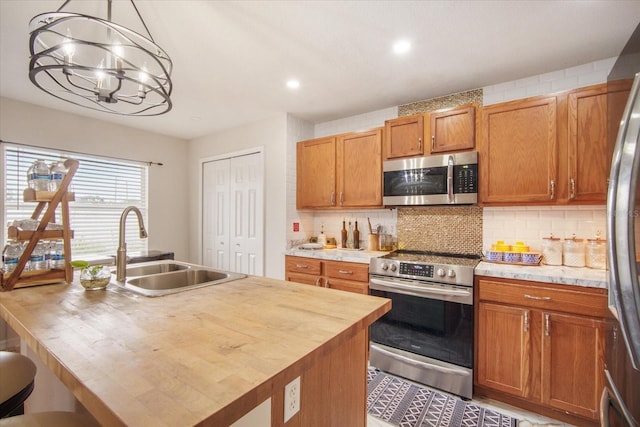 8012 Savannah Sunset Ln, Tampa, FL 33615 - photo 4