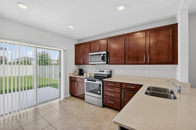 6627 Ryestone Way, Wesley Chapel, FL 33545 - photo 10