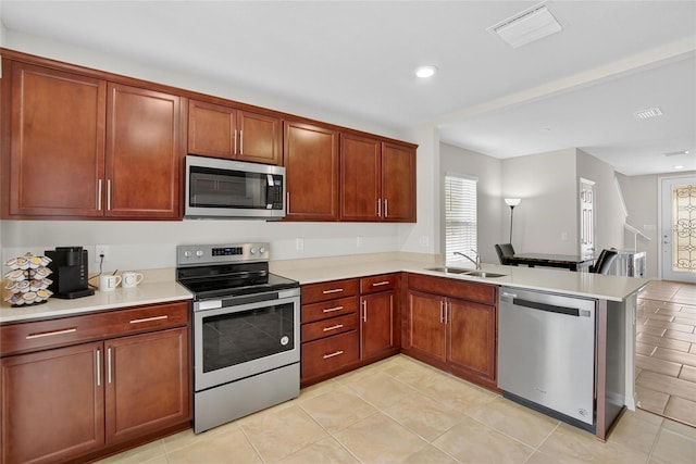6627 Ryestone Way, Wesley Chapel, FL 33545 - photo 11