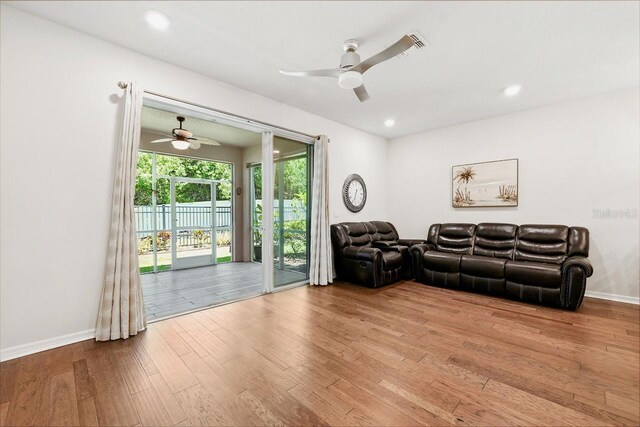 1207 Sunset Ln, Dunedin, FL 34698 - photo 8
