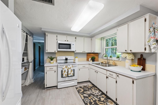 7730 Chapel Ave, Port Richey, FL 34668 - photo 14