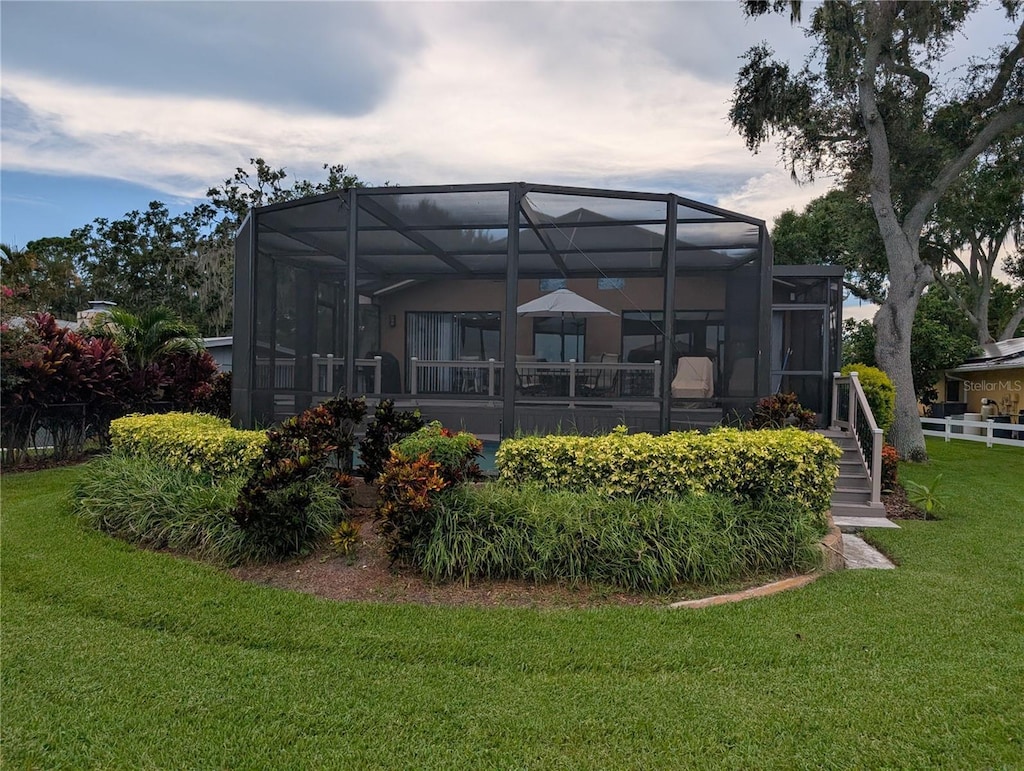 118 Lake Shore Dr E, Palm Harbor, FL 34684 - photo 2