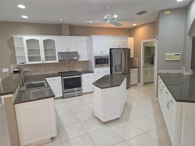 1221 Peppertree Ln, Port Charlotte, FL 33952 - photo 5