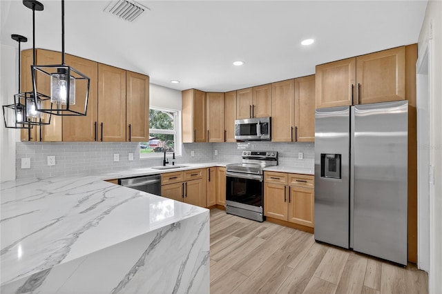 32524 Greenwood Loop, Wesley Chapel, FL 33545 - photo 2
