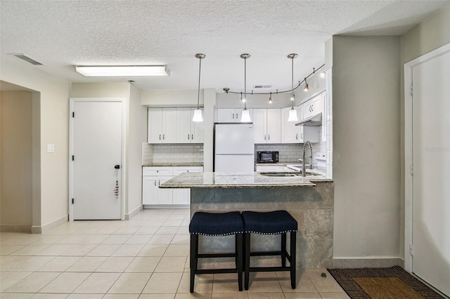4557 Garnet Dr Unit 203, New Port Richey, FL 34652 - photo 6