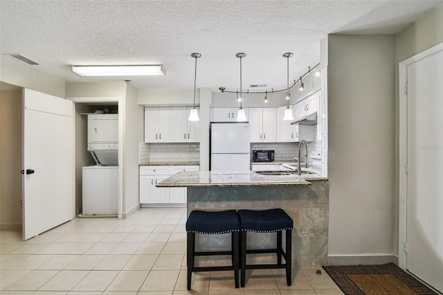 4557 Garnet Dr Unit 203, New Port Richey, FL 34652 - photo 7
