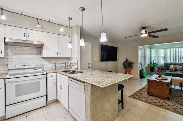 4557 Garnet Dr Unit 203, New Port Richey, FL 34652 - photo 12