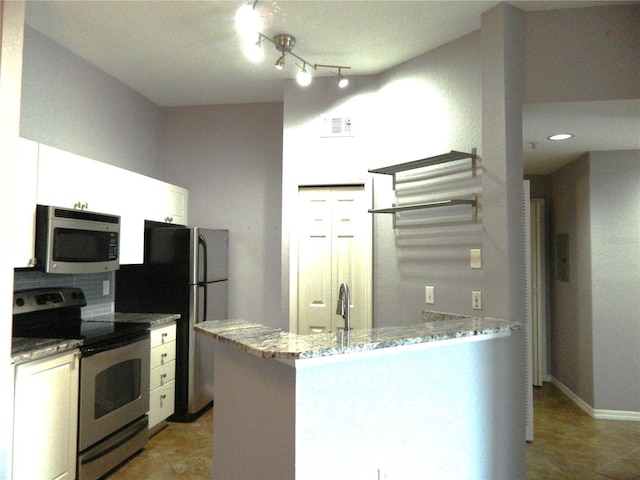 4201 S Woodstorks Walk Way Unit 3302, Lutz, FL 33558 - photo 24
