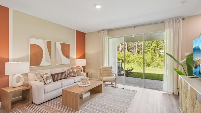 118 Mangrove Shade Cir, Apollo Beach, FL 33572 - photo 5