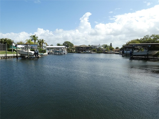 Listing photo 3 for 117 Carlyle Dr, Palm Harbor FL 34683