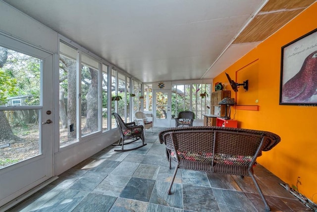 view of sunroom / solarium