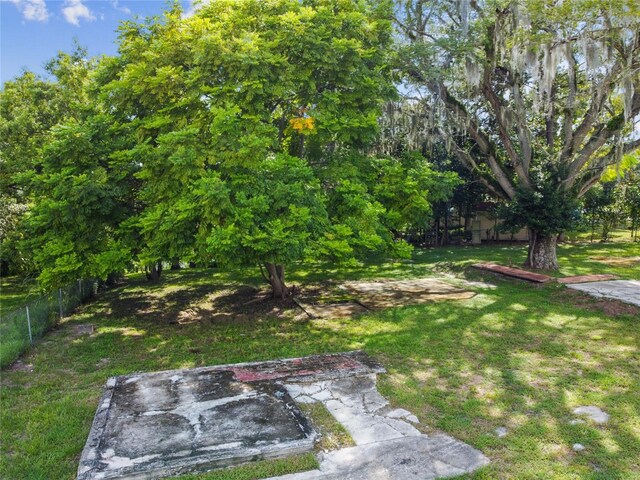 12410 Clear Lake Dr, New Port Richey, FL 34654