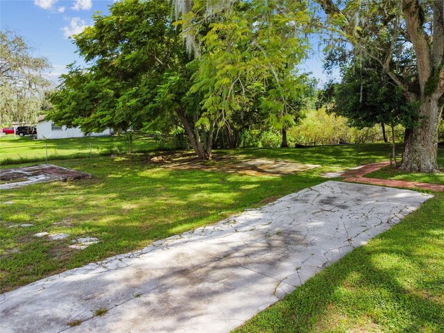 12410 Clear Lake Dr, New Port Richey, FL 34654