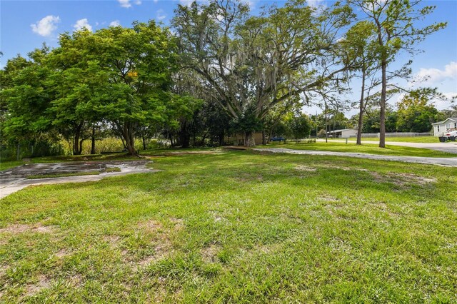 12410 Clear Lake Dr, New Port Richey, FL 34654
