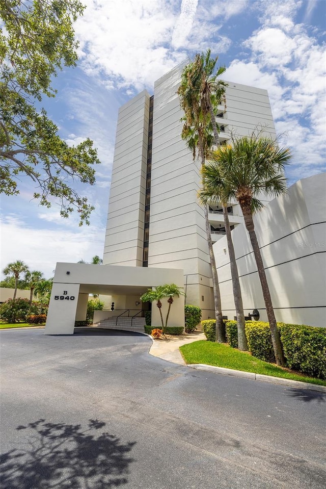 5940 Pelican Bay Plz S Unit 1204, Gulfport, FL 33707 - photo 70