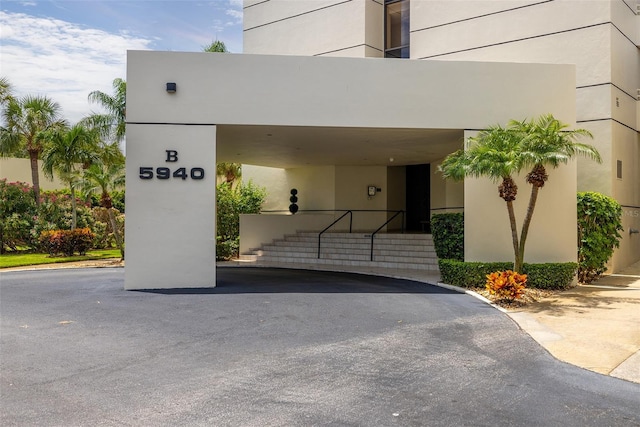 5940 Pelican Bay Plz S Unit 1204, Gulfport, FL 33707 - photo 2