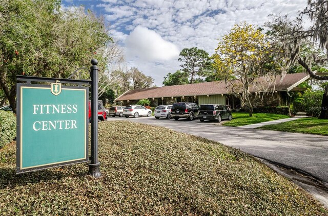 view of community / neighborhood sign