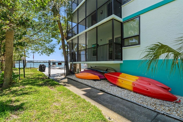 exterior space featuring a balcony