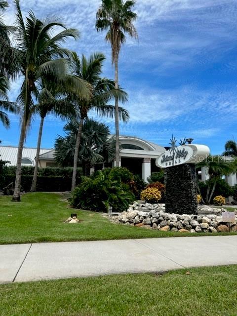 exterior space featuring a front lawn