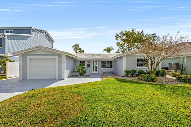 single story home featuring a front lawn