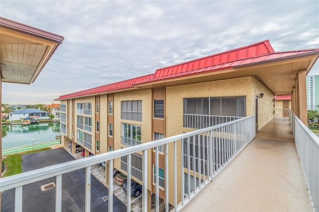 balcony with a boat dock